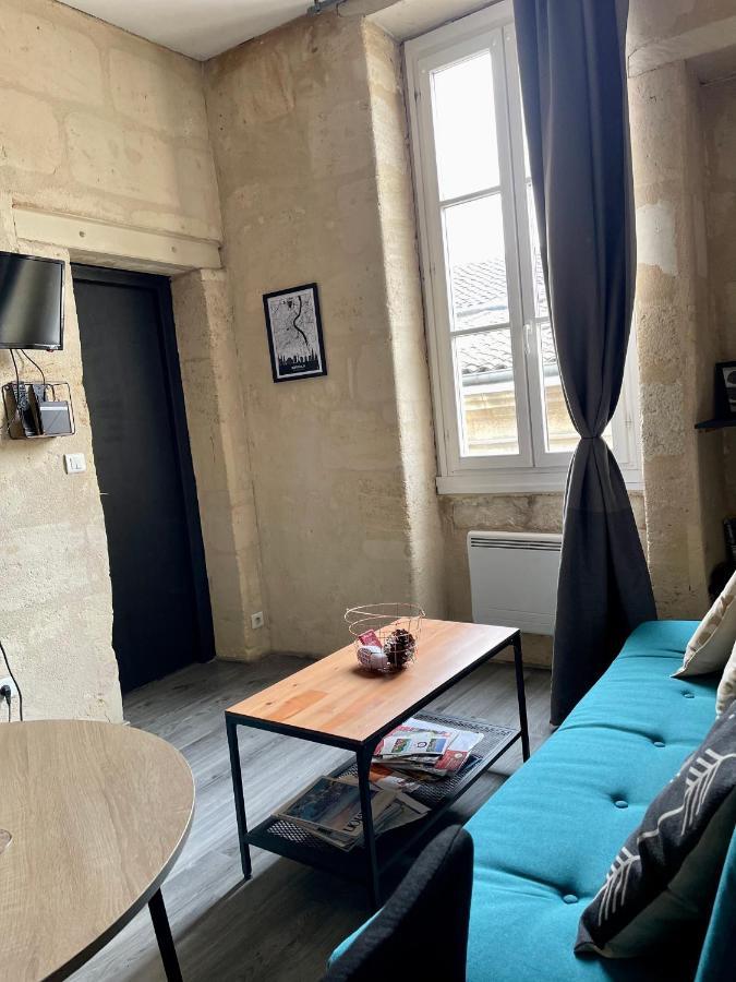 Le Charmant Quai Bourgeois Bordeaux Exteriör bild