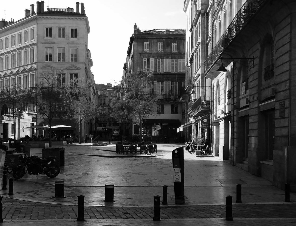 Le Charmant Quai Bourgeois Bordeaux Exteriör bild
